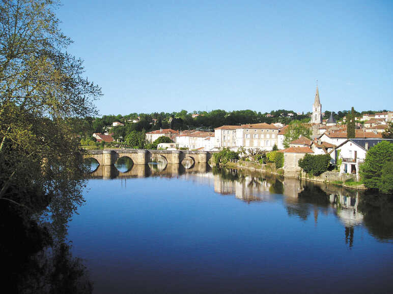 Le Pont-Vieux de Confolens